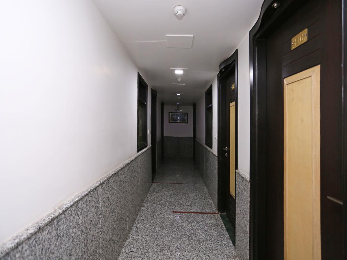 Star Hotel Agra  Buitenkant foto