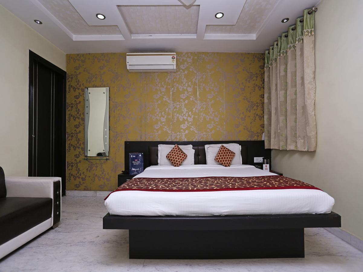 Star Hotel Agra  Buitenkant foto