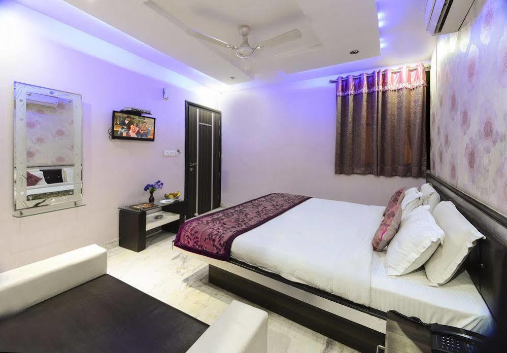 Star Hotel Agra  Buitenkant foto